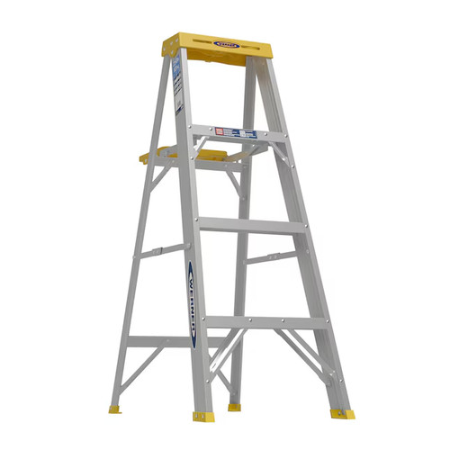 Werner 300 8 - 4-ft, reach